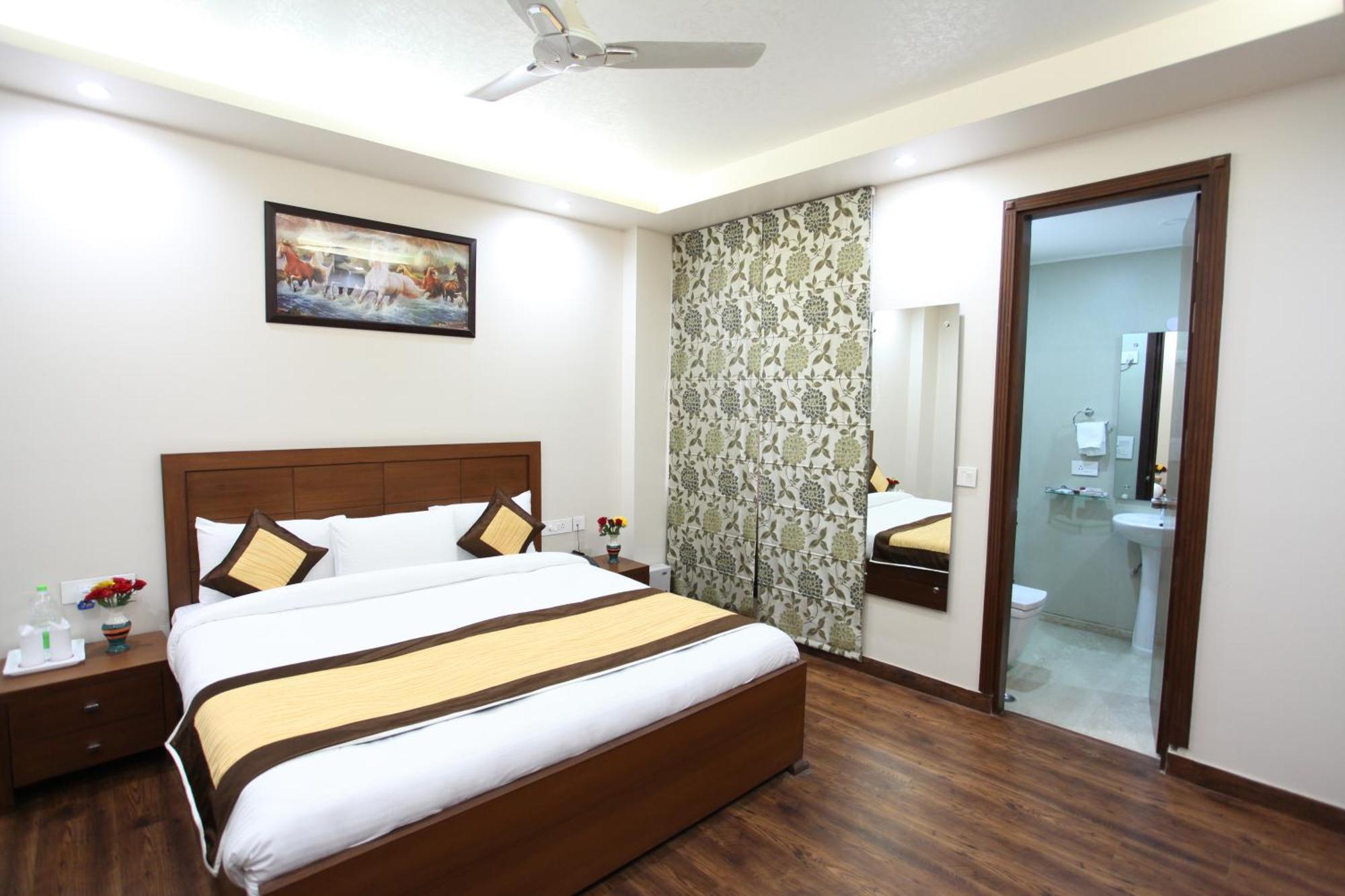 Hotel Hc Grand New Delhi Eksteriør billede